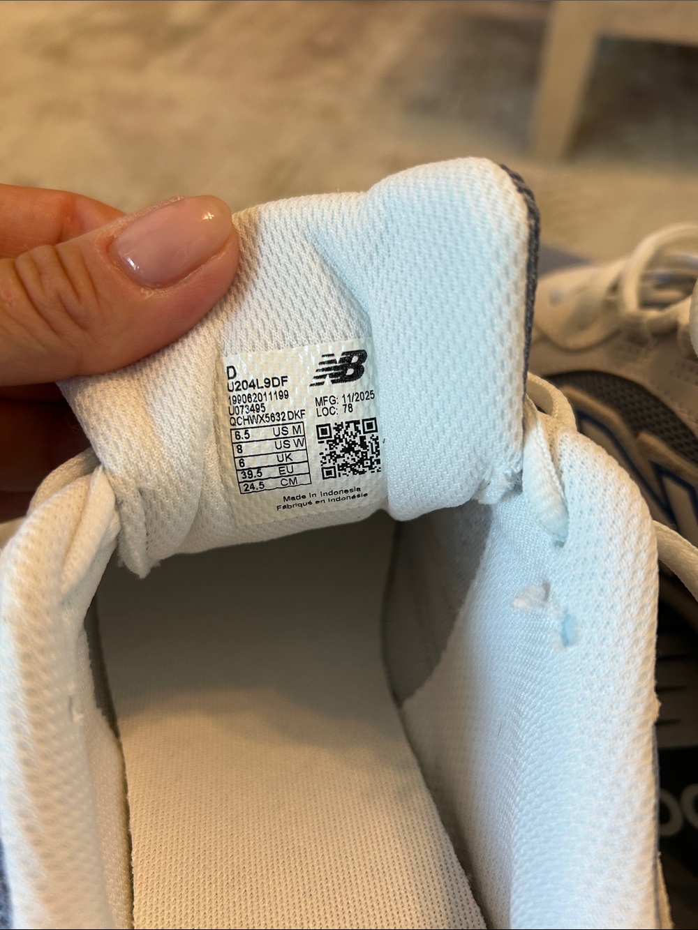 New Balance Running Shoes NWT in Gray, White & Blue with Gum Sole - Picture 2 of 5